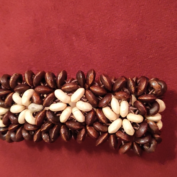 Beautiful bracelet, wooden. Fits S/M wrist - Picture 2 of 3